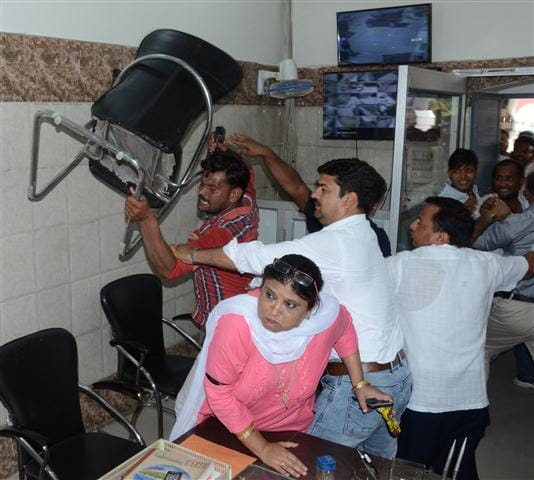 Demolition, Demolition in DS College
