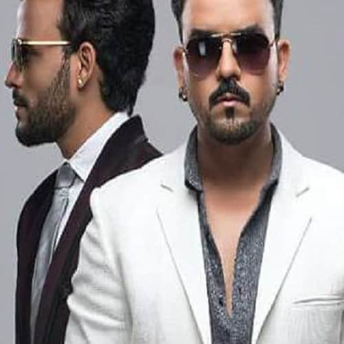 This child Toshi Sabri is niece of bollywood singers Virat Kohli was shared crying girls video
