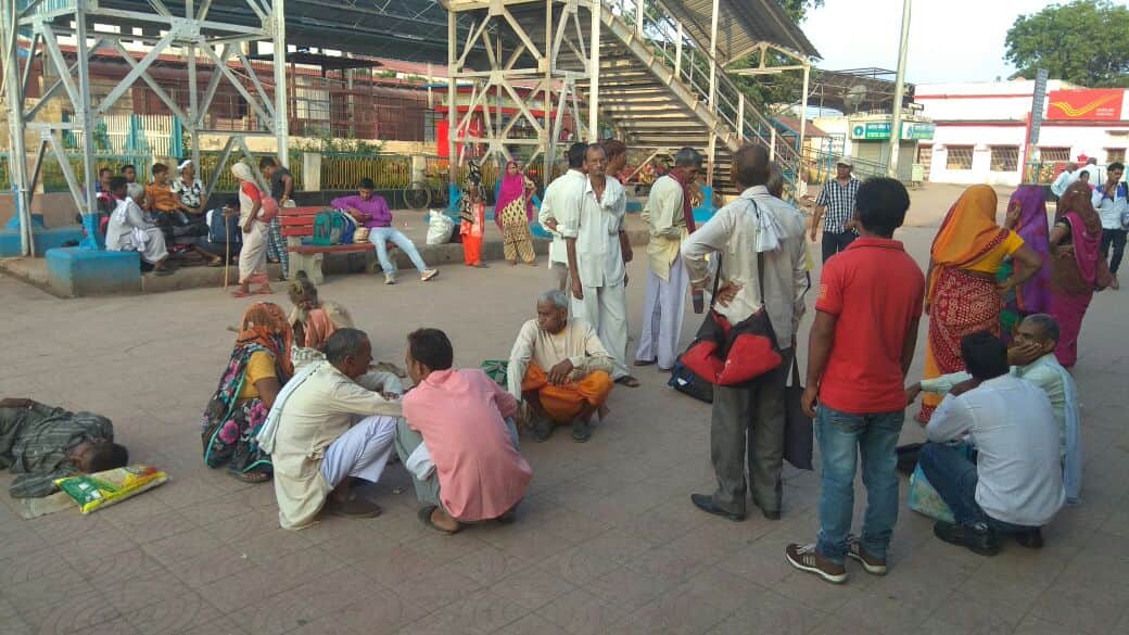 passengers told about rail accident in auraiya after reaching tundla