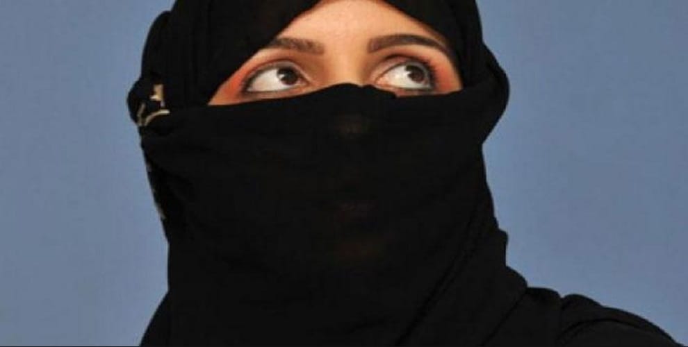 The pregnant wife got divorced from the house, centro car sought in dowry