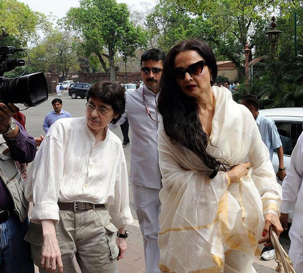 untold story of bollywood actress rekha and her secretary farzana