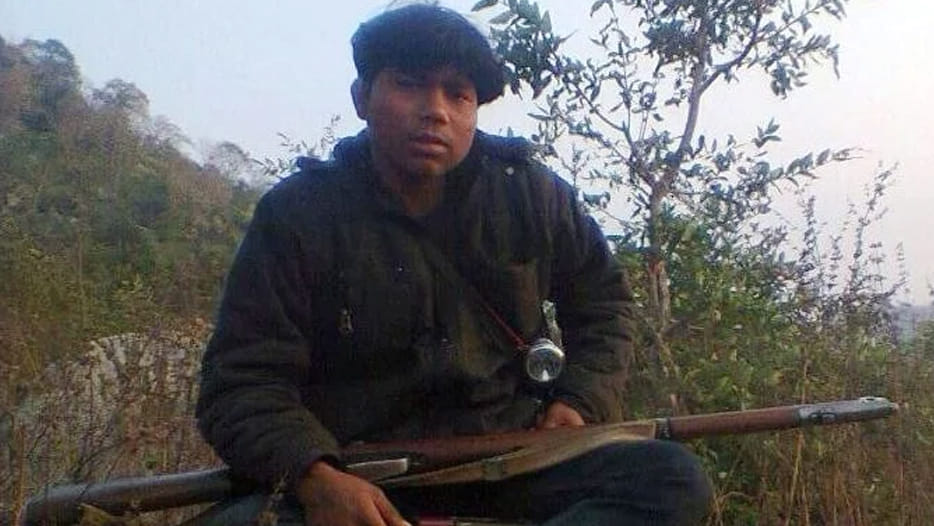 Encounter in jungle police sub inspector martyred