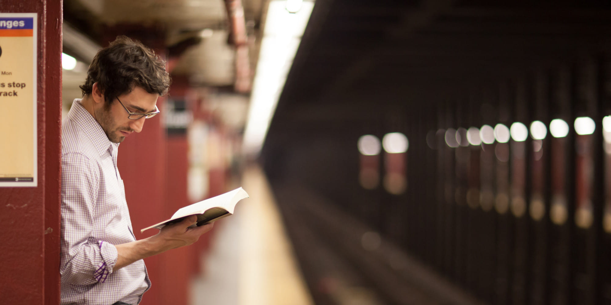 Five postures to read books perfectly