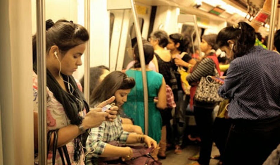 free wi fi facility strats in delhi metro blue line on 25th august