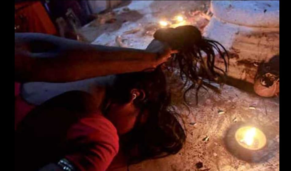  uncle trying to prey girl for property in palwalc