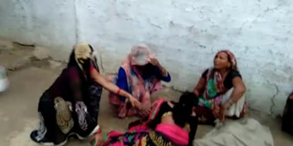 Mother thrown two children into the well then commit suicide