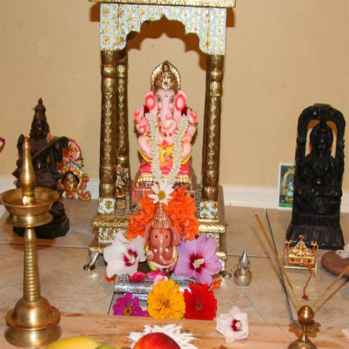 Prohibited Moon Sighting on Ganesha Chaturthi according to shastra