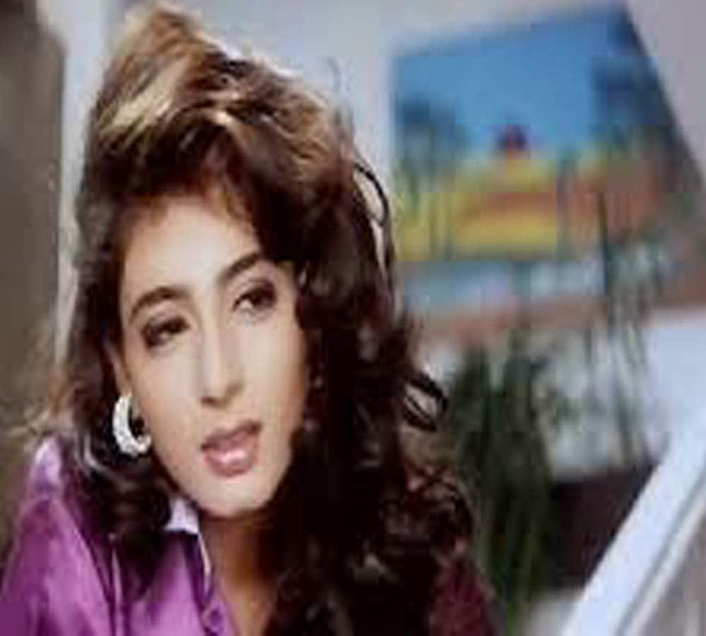 90s actress Kanchan who worked with Govinda in 'Coolie No. 1' is lost now
