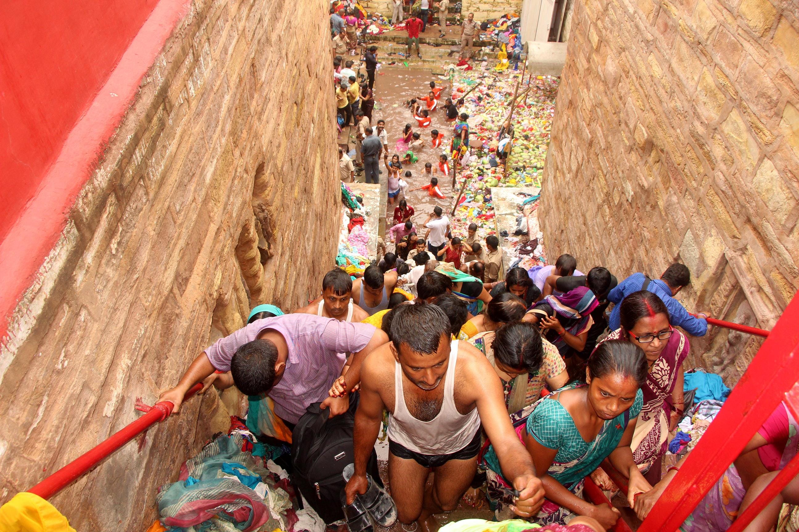 lolark kund snan special story people bath for children