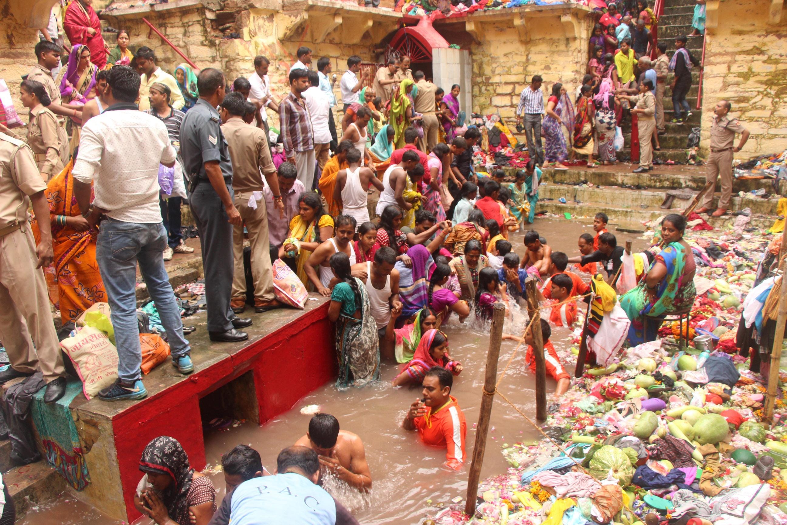 lolark kund snan special story people bath for children