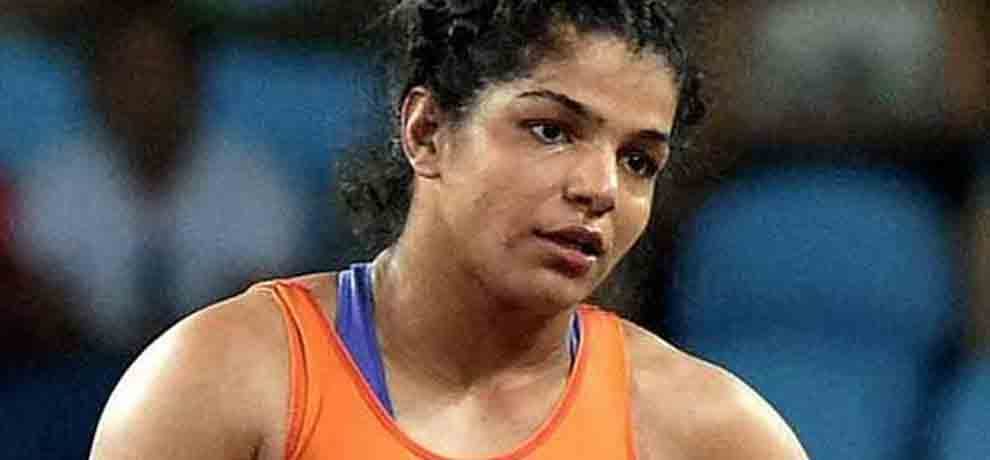 Luisa Niemesch beats Sakshi Malik in world wrestling championship