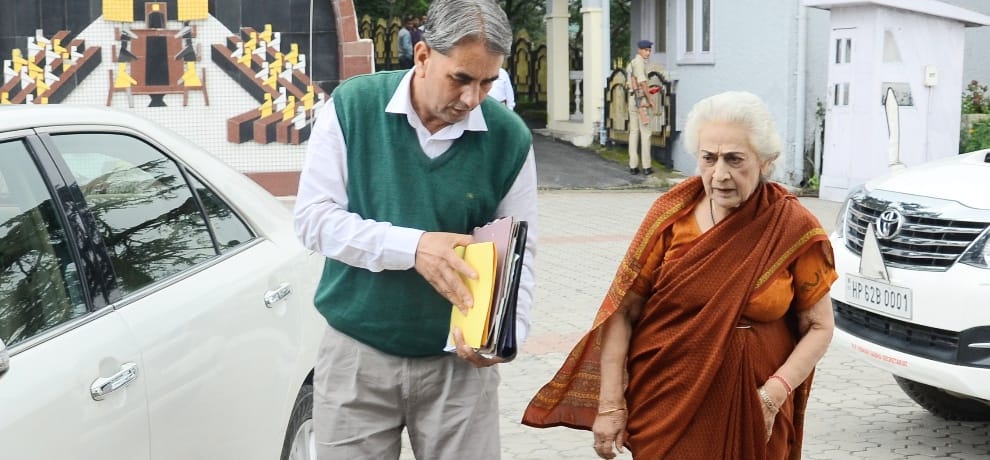 Himachal horticulture minister vidya stokes angry over transfer of secretary