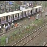 another train derailed in mumbai andher chhatrapati shivaji terminus