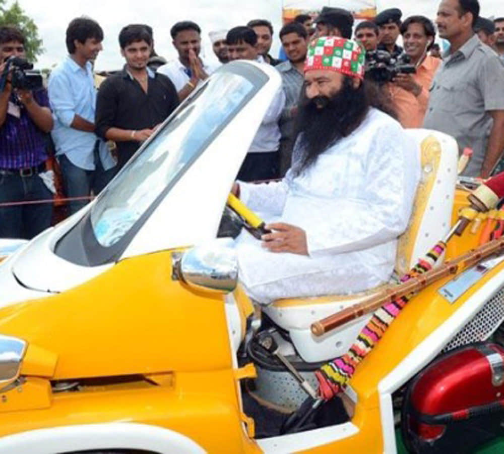 bollywood actor Gurmeet Ram Rahim Singh luxry lifestyle
