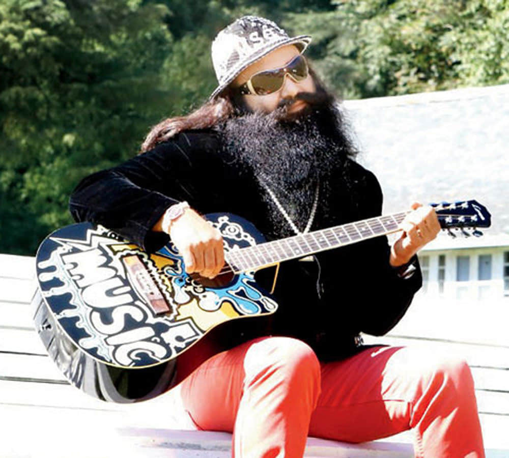 bollywood actor Gurmeet Ram Rahim Singh luxry lifestyle
