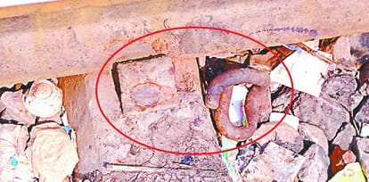 Khatauli Rail Incident : people still in danger, trains running on the track of negligence