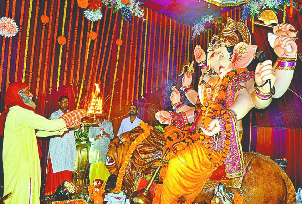 Ganesh Chaturthi 2018 Buy idol according to zodiac sign auspicious Muhurat timing