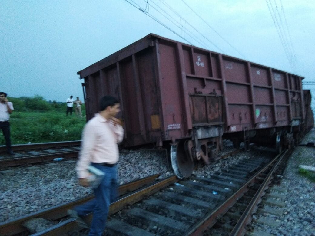 goodstrain crash in Lucknow.