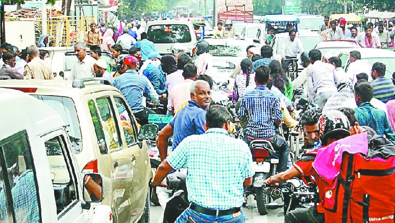 traffic police plan stopped