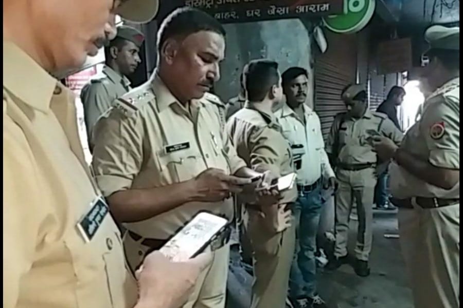 a businesman murdered in naka in Lucknow.
