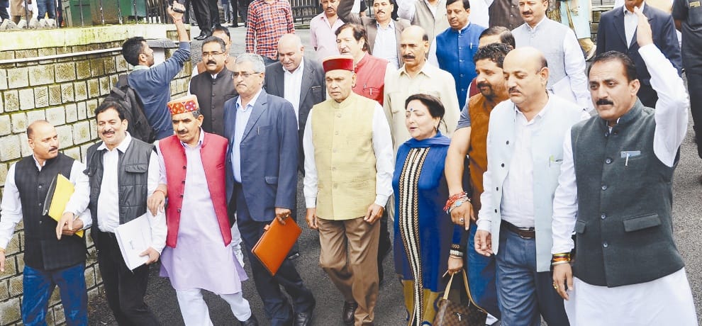 prem kumar dhumal targets on cm virbhadra singh