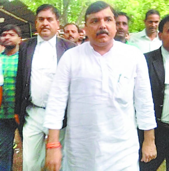 Bail to aap spokesman Sanjay