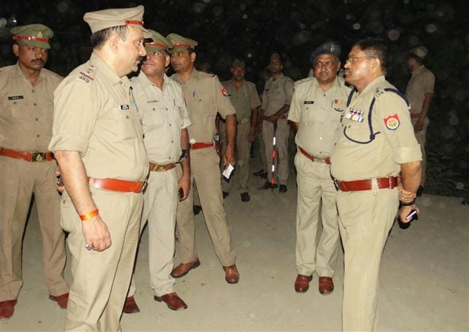 Alert in the district, Haryana, Delhi on the border