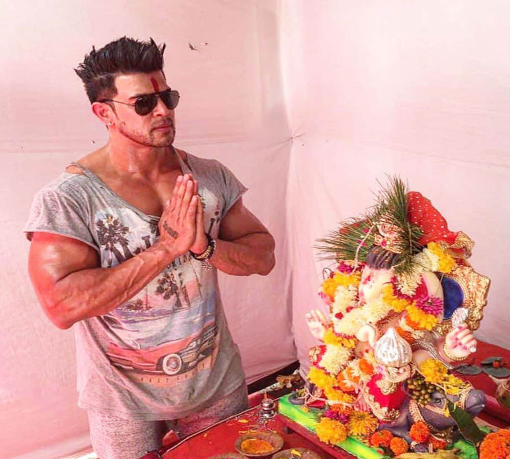 Style Actor Sahil Khan Trolled For Posting A Picture On Ganesh Chaturthi Slams A Fan