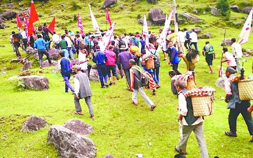 People from four villages leave Nandakund to take Brahmakam