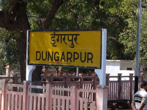 gulab chand kataria spoke on delayment of dungarpur ratlam banswara rail project
