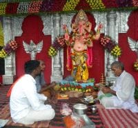 प्रथम पूज्य गणेश की प्रतिमा हुई स्थापित