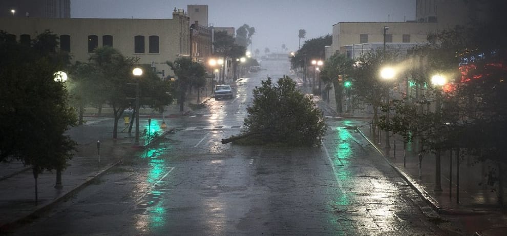 Hurricane Harvey hits Texas with 209 KMPH winds