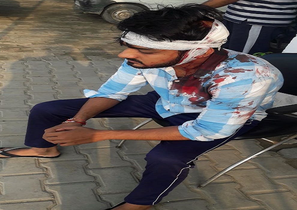 Young man attack on knife in protest against molestation 