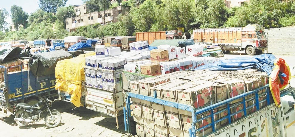 Himachal solan 70 lakh loss due to dera dispute