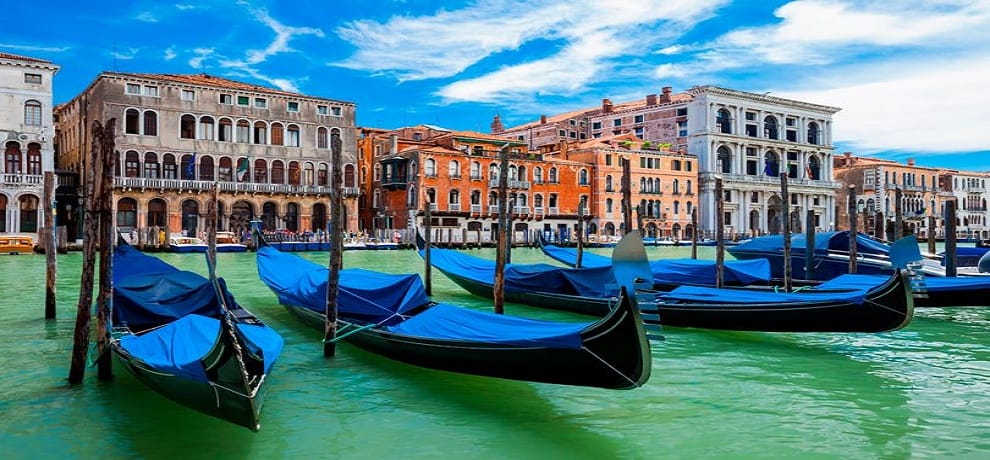 mayor order for shouts 'Allahu Akbar' in Venice will be shot by snipers