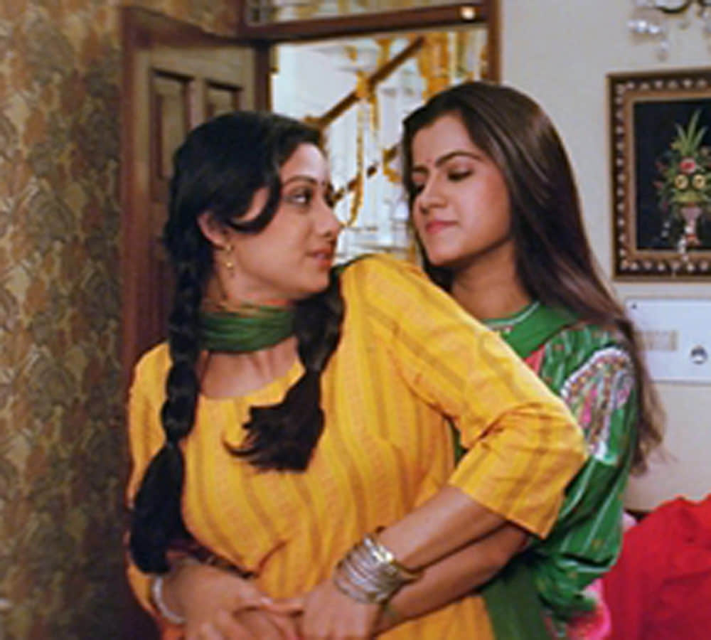 salman khan complete 29 years in bollywood his first heroine renu arya disappear