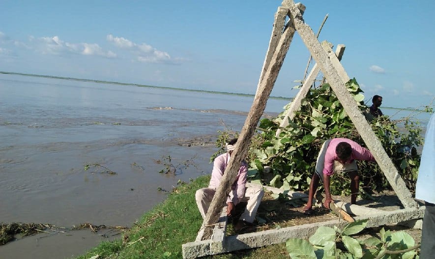 Dambalanda on target of Sharada River