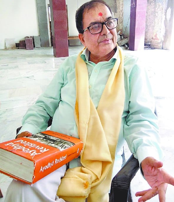 Babar not, Aurangzeb had smash Ram temple