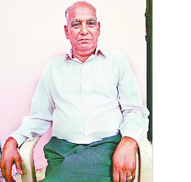 If the government can not provide teachers, then children who teach themselves