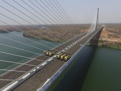 pm modi inaugurates east west corridor which will connect gujarat assam 