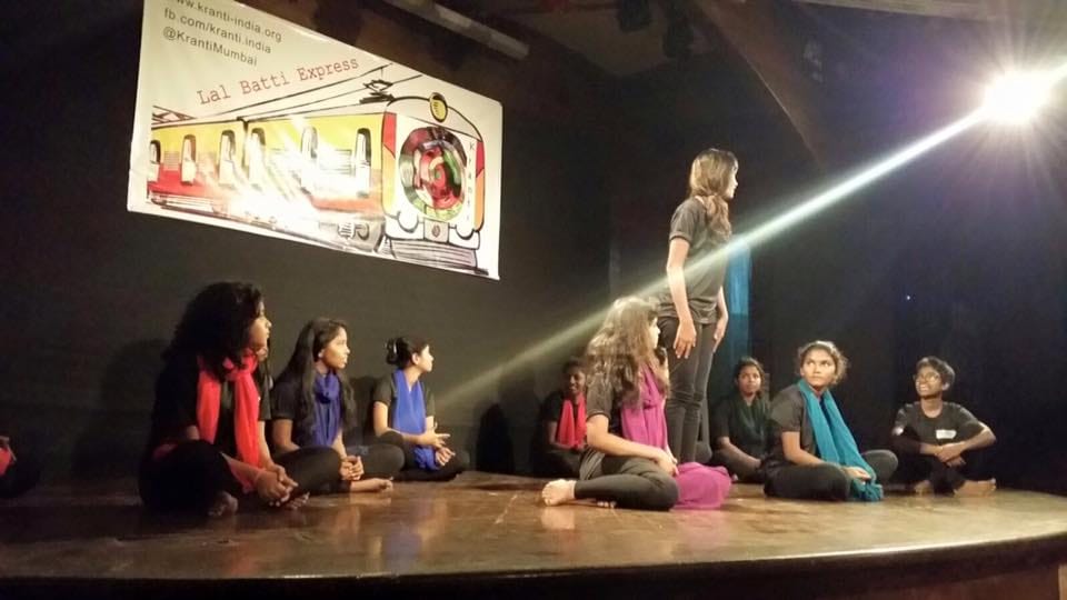 What did the daughters of Mumbais sex workers say about how London was crying