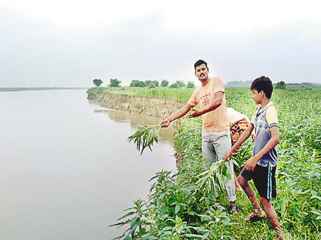 Ganga's water level decreases to sharp