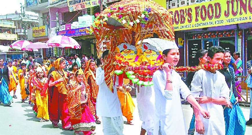 Mother Nanda-Sunanda Festival begins with celebratory flirtations