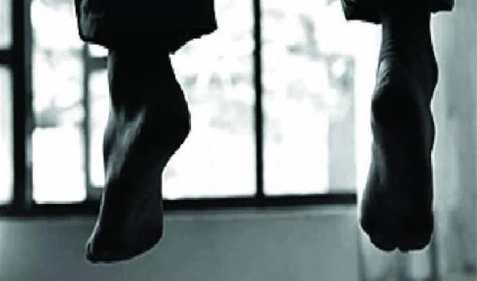 a man commited suicide in jaipur, his wife run away after marriage