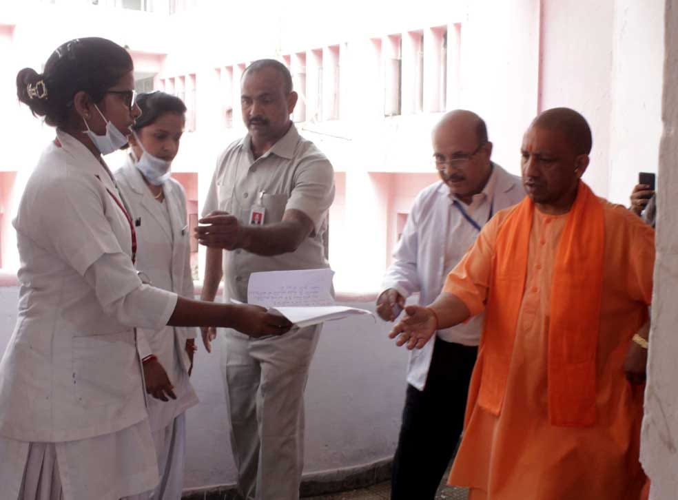 yogi adityanath second day varanasi visit see photos