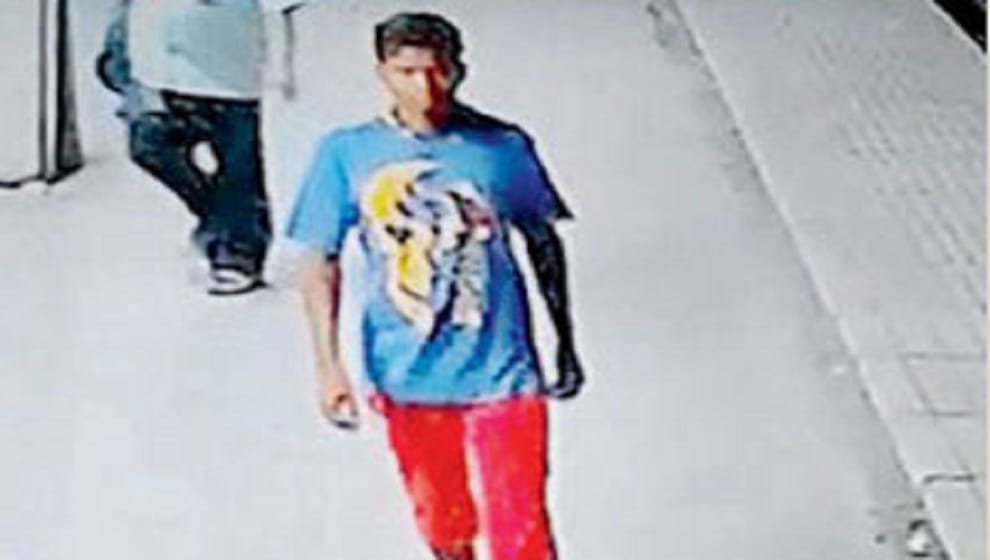 man arrested for molesting nurse in mumbai