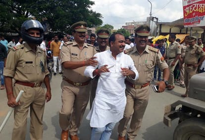 Ballia Students curfew imposed shops closed, many detained