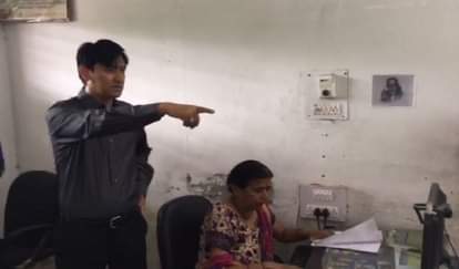 HARIDWAR DISTRICT MAGISTRATE DEEPAK RAWAT INSPECTION IN RTO OFFICE