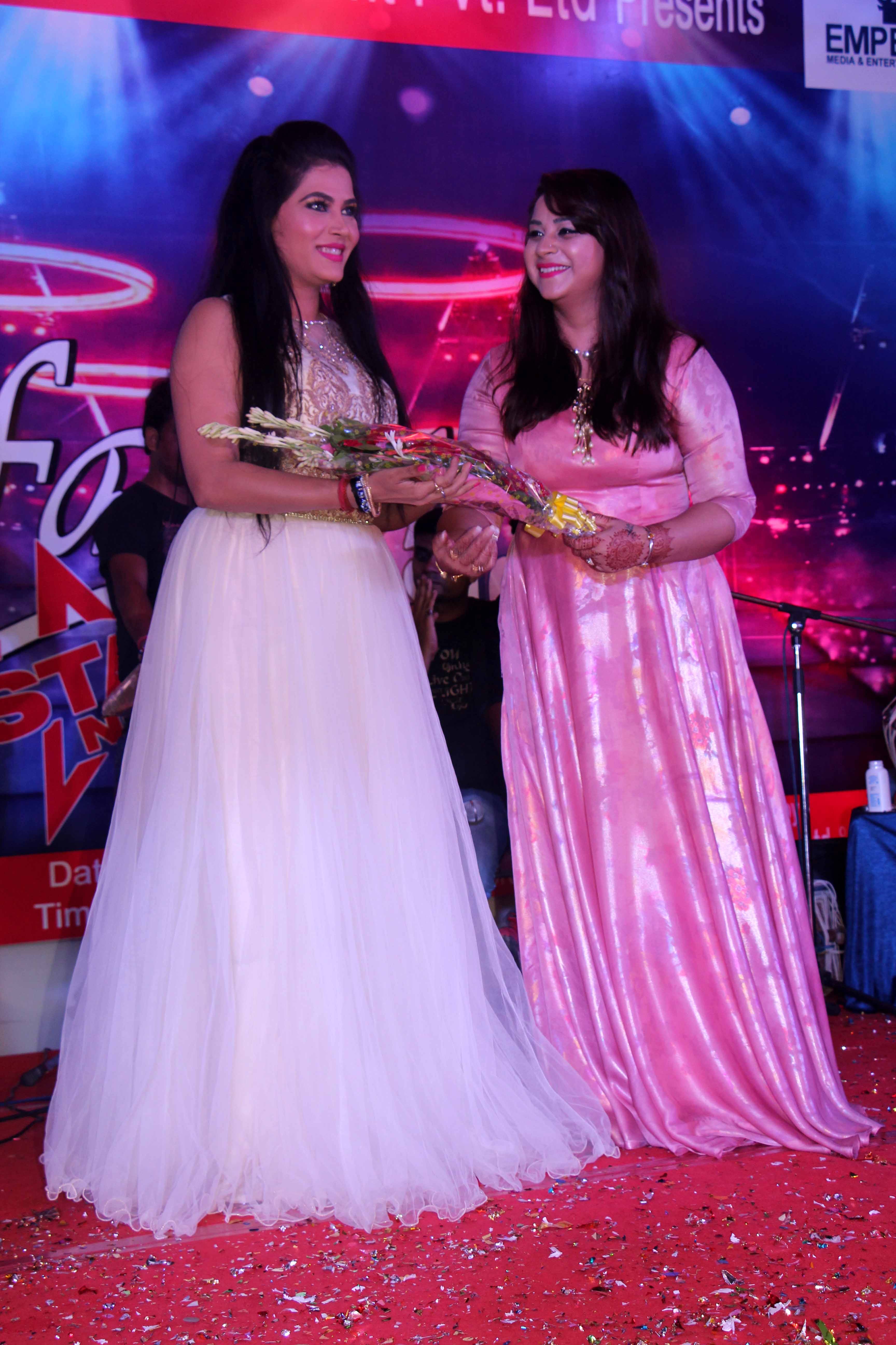 Fashion Show in Varanasi with film stars see photos 