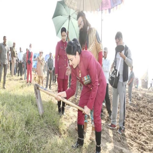 From acting to social service, daughter of Ram Rahim is ahead in all